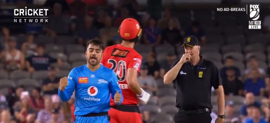 BBL 2019-20- Umpire changes his mind while raising finger: Big Bash League (BBL) 2019-20 is at its apex stage.