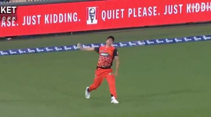 Jhye Richardson bowls a throw from boundary line to run-out the batsman: The seventh edition of the Big Bash League is at its apex stage.