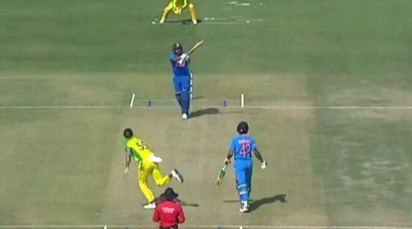 Rohit Sharma Hits Tennis-Ball Style Boundary Against Australia: India and Australia are currently playing three matches of ODIs series in India.