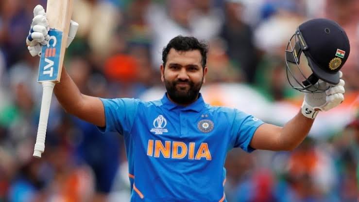 Rohit Sharma smash 27 runs off Hamish Bennett over in the third match of the New Zealand vs India T20 series 2020.
