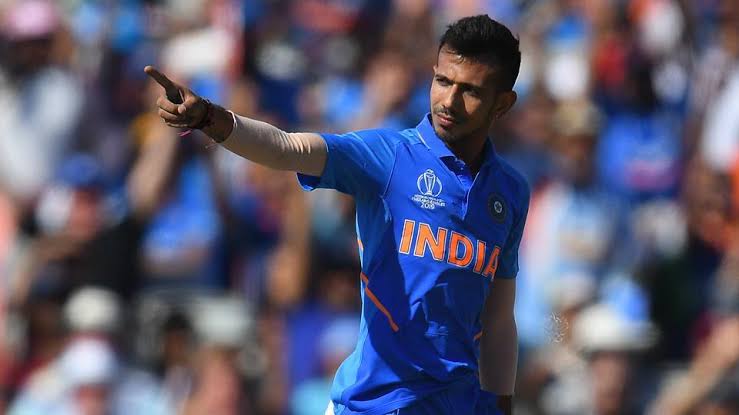 Indian spinner Yuzi Chahal, on Tuesday, hilariously trolled Virat Kohli and KL Rahul for their uppercut shot.