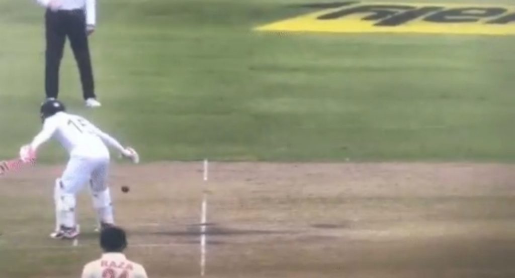 Mushfiqur Rahim Escapes Hilariously Saves Himself From Getting Dismissed: Currently, Zimbabwe team is on the tour of Bangladesh for the only test match