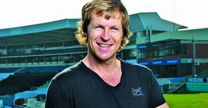 Even At 51, Jonty Rhodes Shows No Signs Of Ageing; Takes A Tumbling Catch During Practice Session