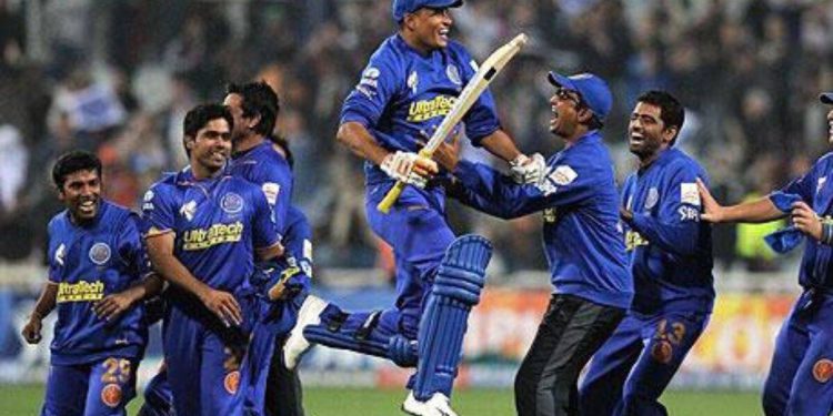 Yusuf Pathan celebrating Rajasthan Royals win (AFP Photo)