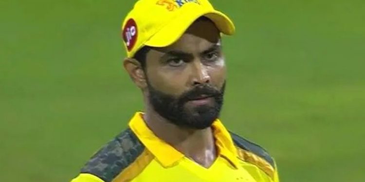 Changes in captaincy by CSK have raised quite a few eyebrows in the ongoing IPL edition. "Yes, Ravindra Jadeja is upset and hurt with CSK"