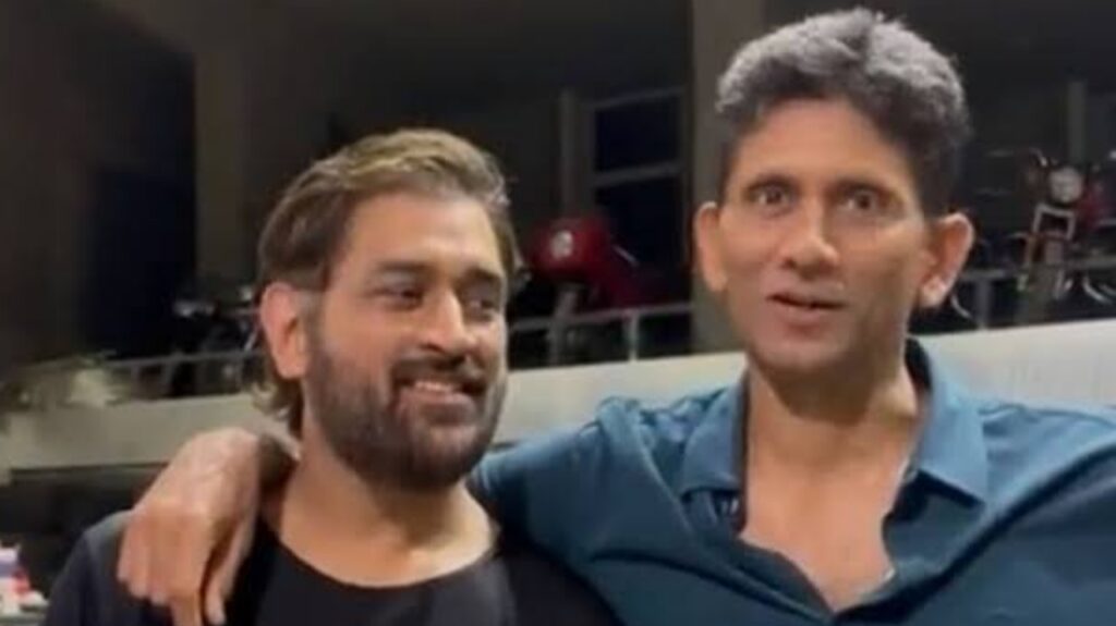 MS Dhoni and Venkatesh Prasad