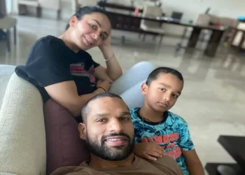 Shikhar Dhawan with Ex-Wife and Son
