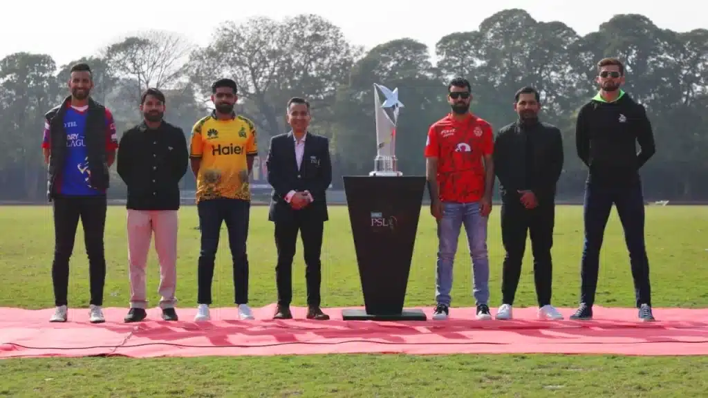 PSL 2024 Captains with Trophy