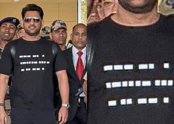 MS Dhoni's T-Shirt