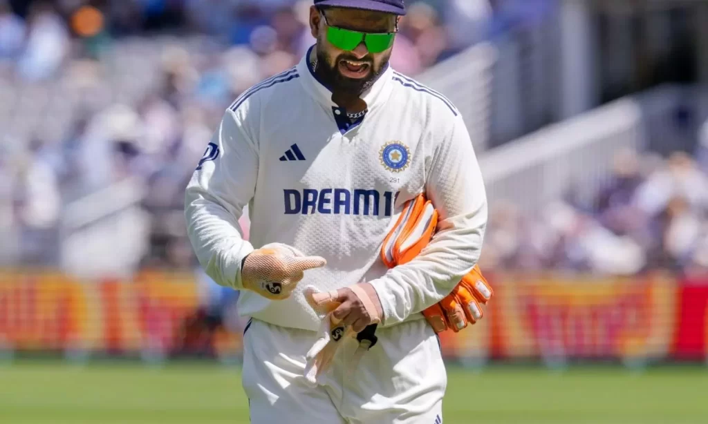 Rishabh Pant got injured during the third test match against England, Dhruv Jurel Takes Over The Charge.