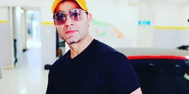 IND vs NZ: Virat Kohli's brother Vikas lashes out at Sanjay Manjrekar over easier format comment after ODI opener