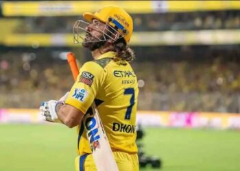 Will MS Dhoni return to CSK camp? Michael Hussey breaks silence