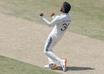 Five best bowling figures on Test debut for Team India